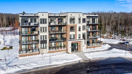 Photo aérienne - 405-1320 Rue Custine, Saint-Jérôme, QC - Outdoor With Facade