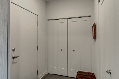 Hall d'entrée/Vestibule - 405-1320 Rue Custine, Saint-Jérôme, QC - Indoor Photo Showing Other Room