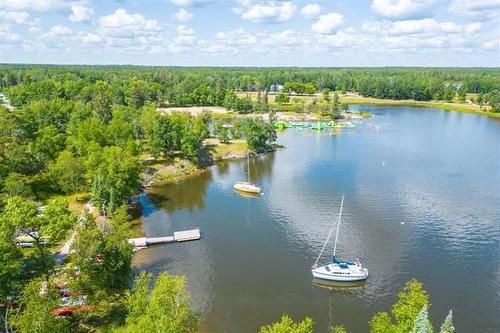 29 Schultz Rd, Pinawa, MB 