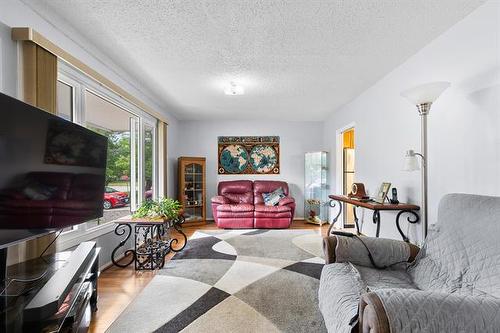 29 Schultz Rd, Pinawa, MB 