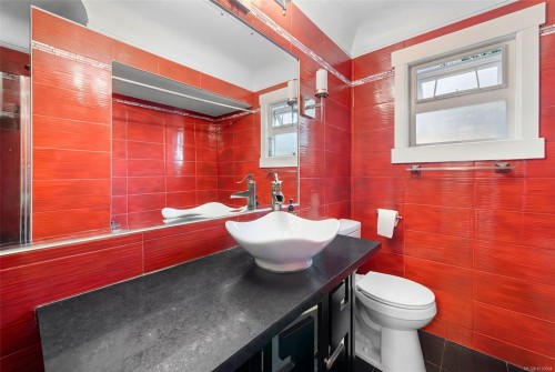 730 Burnside Rd West, Saanich, BC 