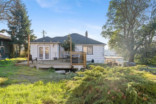 730 Burnside Rd West, Saanich, BC 