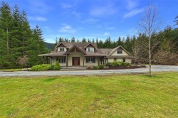 3373 Creekside Pl Nanaimo, BC V9R 7C7