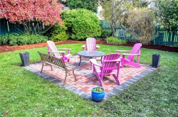 1044 Wollaston St Esquimalt, BC V9A 5B4