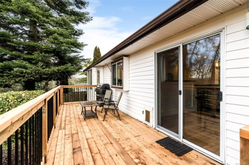 3990 Bow Rd, Saanich, BC 