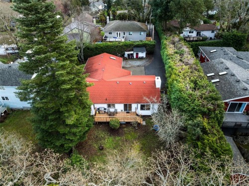 3990 Bow Rd, Saanich, BC 