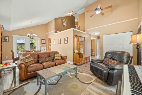 2100 Cedar Rd, Nanaimo, BC 