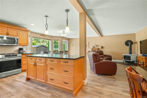 2100 Cedar Rd, Nanaimo, BC 
