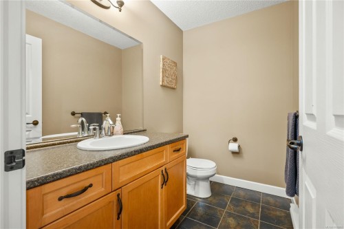 2100 Cedar Rd, Nanaimo, BC 