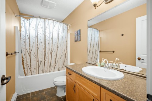 2100 Cedar Rd, Nanaimo, BC 