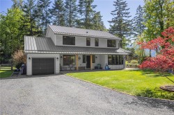 4299 Entrance Ave Ladysmith, BC V9G 1M8