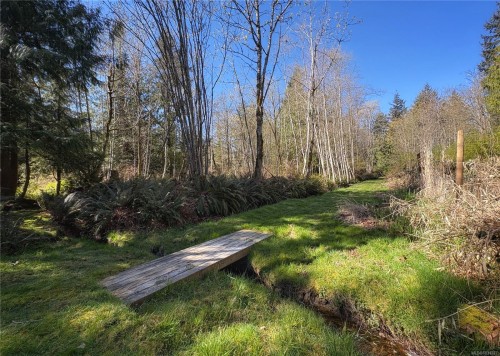 10760 Guilbride Dr, Saltair, BC 