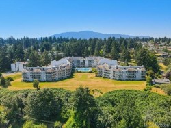 611-2562 Departure Bay Rd Nanaimo, BC V9S 5P1