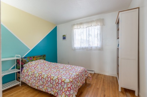 Chambre à coucher - 266 8E Avenue, L'Île-Perrot, QC - Indoor Photo Showing Bedroom