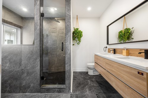 Salle de bains - 1118 Rue Principale, Saint-Amable, QC - Indoor Photo Showing Bathroom