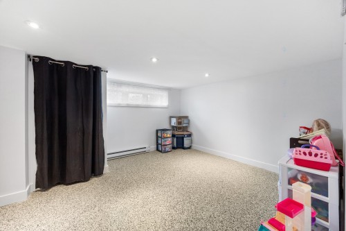 Salle de jeux - 1118 Rue Principale, Saint-Amable, QC - Indoor