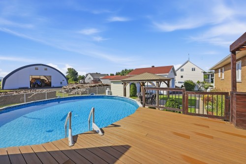 Cour - 1118 Rue Principale, Saint-Amable, QC - Outdoor With Above Ground Pool With Exterior