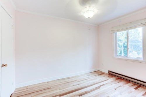 Chambre à coucher - 2672 Rue Raudot, Montréal (Le Sud-Ouest), QC - Indoor Photo Showing Other Room