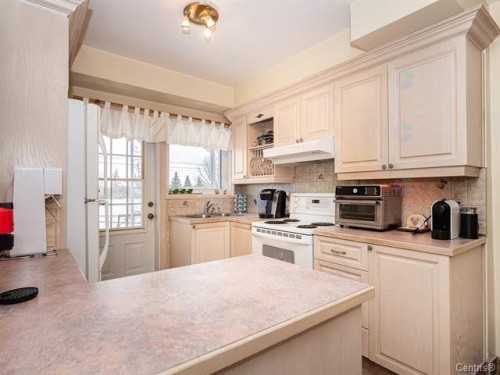Kitchen - 3735 Boul. Henri-Bourassa O., Montréal (Saint-Laurent), QC 