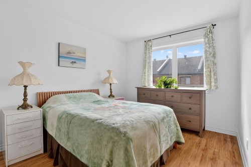Chambre à coucher - 34D Boul. Des Sources, Pointe-Claire, QC - Indoor Photo Showing Bedroom