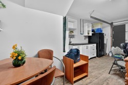 Garage - 