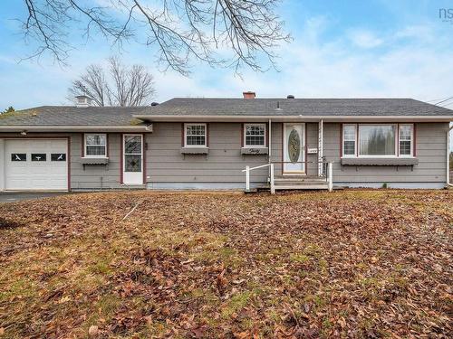 30 Victoria Street  Middleton, NS B0S 1P0