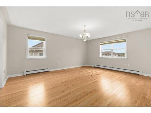 31 Parkmount Close, Clayton Park, NS 