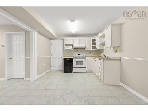 31 Parkmount Close, Clayton Park, NS 