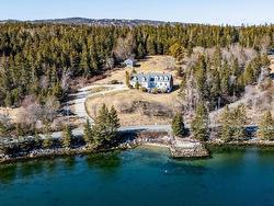 211 Indian Point Road Glen Haven, NS B3Z 2S2