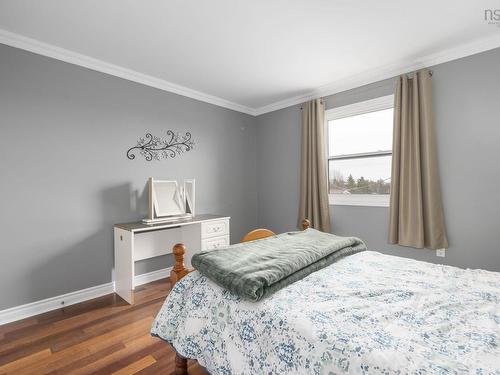 674 Basinview Drive, Bedford, NS 
