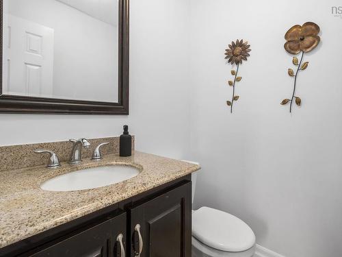 674 Basinview Drive, Bedford, NS 