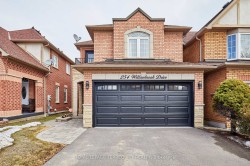 254 Willowbrook Drive Whitby, ON L1R 2Z1