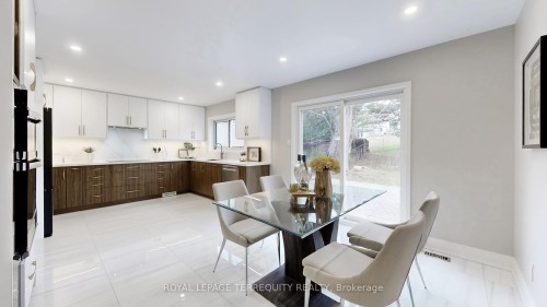 41 Beardmore Crescent, Toronto, ON - Indoor Photo Showing Dining Room