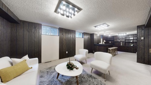 41 Beardmore Crescent, Toronto, ON - Indoor