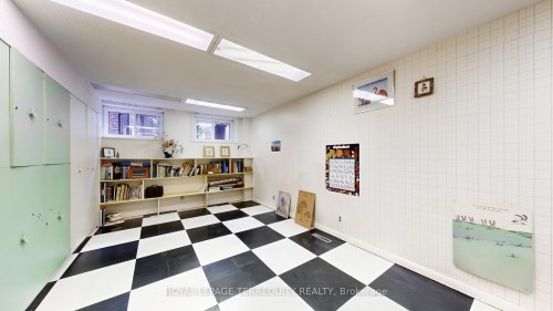 41 Beardmore Crescent, Toronto, ON - Indoor