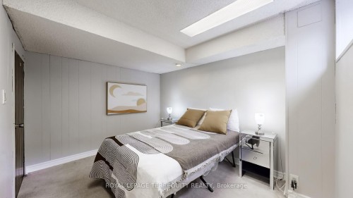 41 Beardmore Crescent, Toronto, ON - Indoor Photo Showing Bedroom