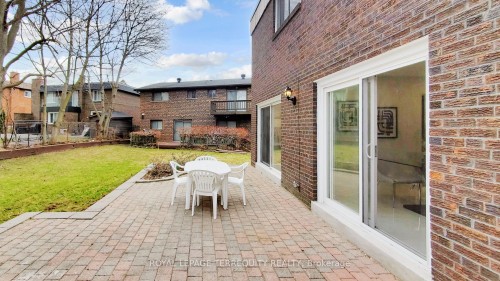 41 Beardmore Crescent, Toronto, ON - Outdoor