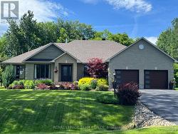 6903 TWIN LAKES AVENUE Ottawa, ON K4P 1P1