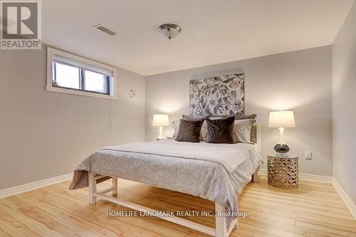 32 Windridge Drive, Markham, ON - Indoor Photo Showing Bedroom