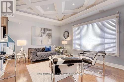 32 Windridge Drive, Markham, ON - Indoor Photo Showing Living Room