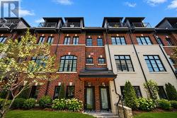 56 - 30 LUNAR CRESCENT  Mississauga, ON L5M 2R5