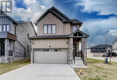 32 FAITH STREET  Cambridge, ON N1T 0E8