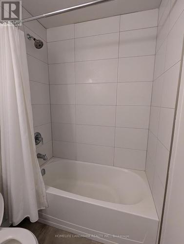 T102 - 62 Balsam Street, Waterloo, ON - Indoor Photo Showing Bathroom