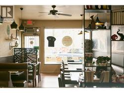 3393 KINGSWAY  Vancouver, BC V5R 5K6