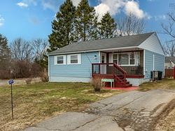 1491 Crossley Court Windsor, NS B0N 2T0