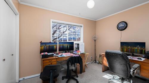 421 20Th Avenue, Creston, BC - Indoor Photo Showing Office