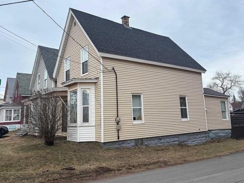 3 Crescent Avenue, Amherst, NS 