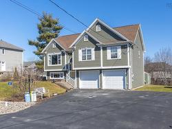 47 Lacy Anne Avenue  Enfield, NS B2T 0A1