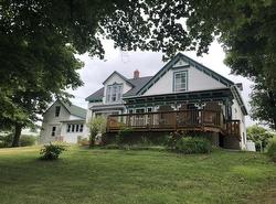30 Lovers Lane Port Hastings, NS B9A 1N3