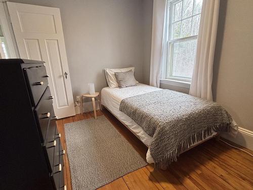 32 Old Falls Road, Liverpool, NS 